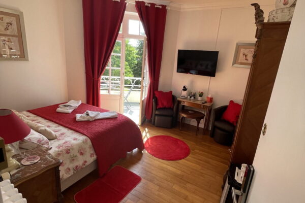 Chambre 2 – La Chambre Rouge