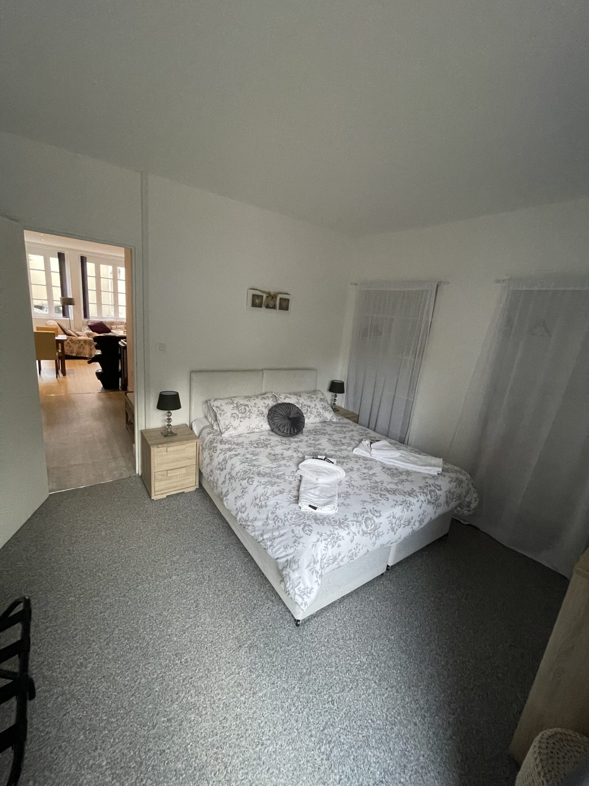 Gîte Moderne de Deux Chambres